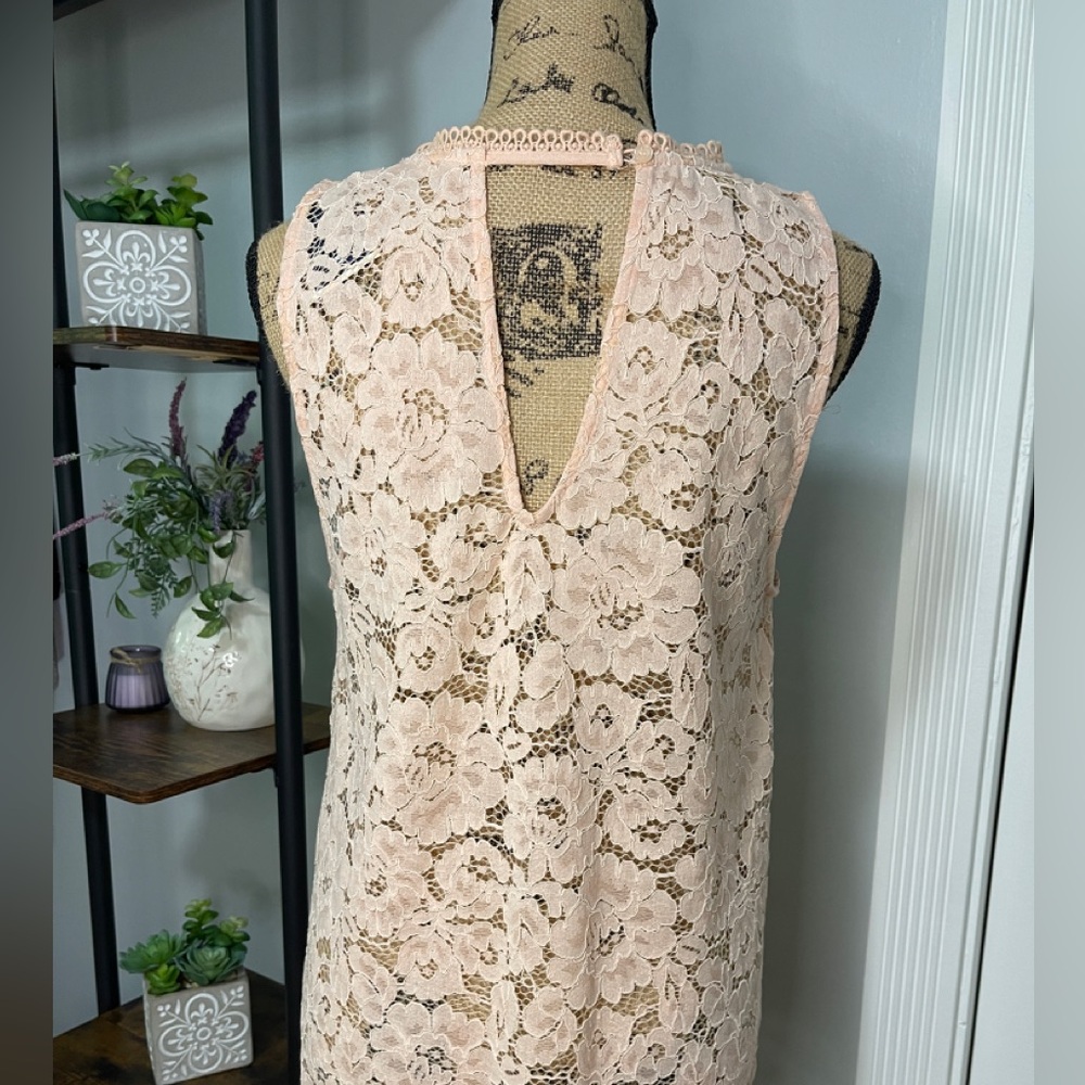 Pretty Lace Blouse by Elodie. Peach Color. Size L. NWT - Picture 3 of 4